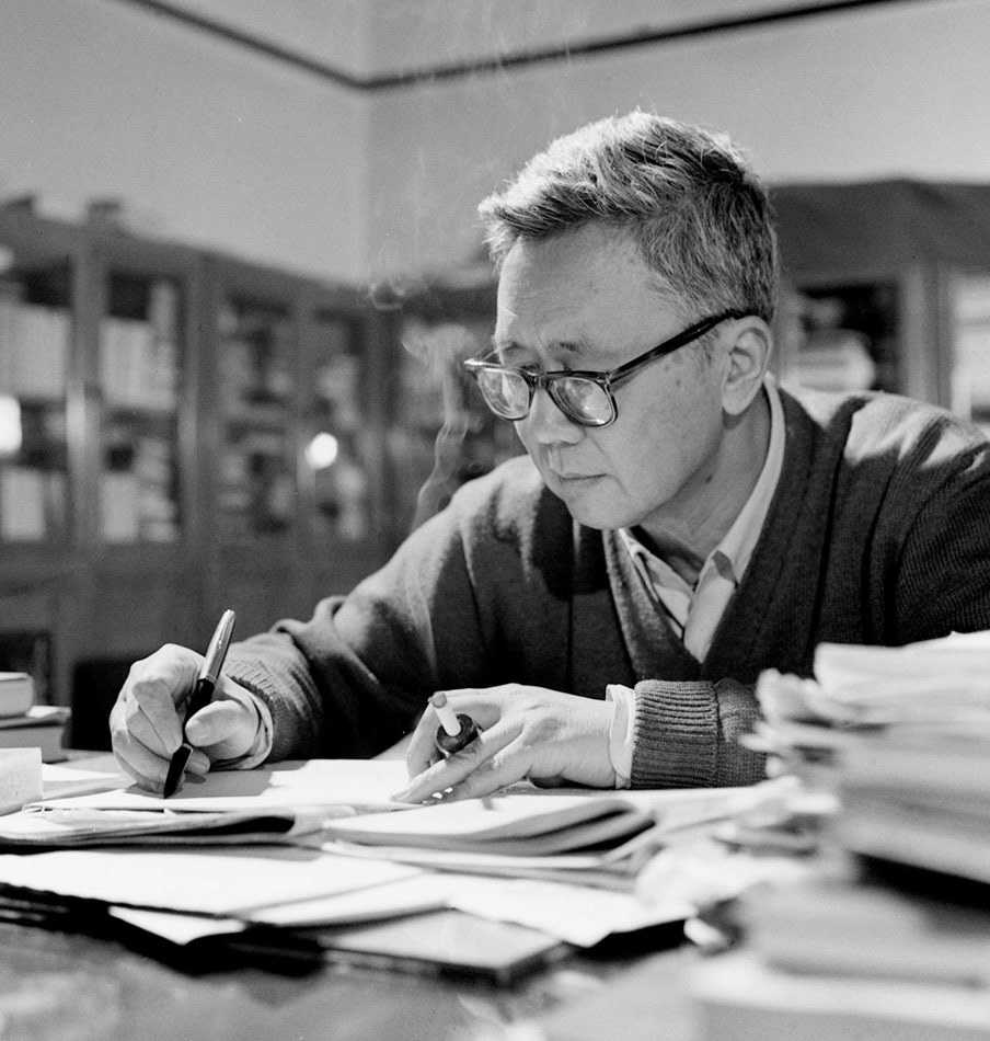 他15岁考入北大19岁成为大学教师,他考上了清华大学被人称为天才