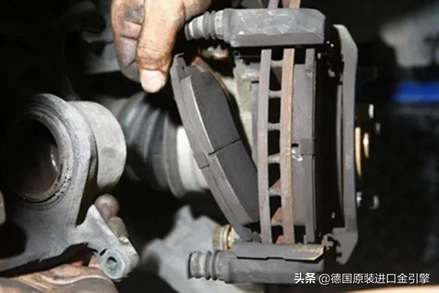 刹车片怎么检查厚度,刹车片如何检查
