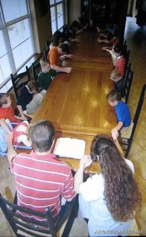 美国夫妇生了十九胞胎,19个孩子的美国夫妻