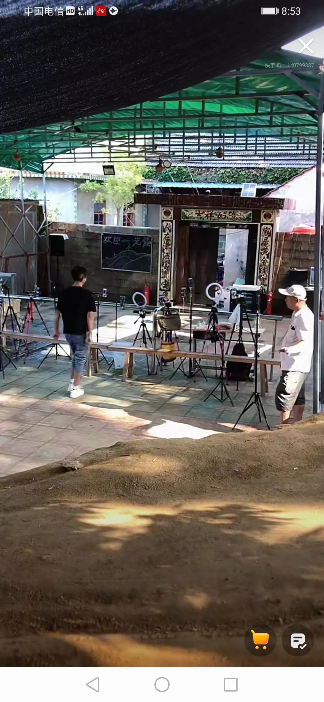 拉面哥拉面嫂一起出来,拉面哥拉面嫂现场