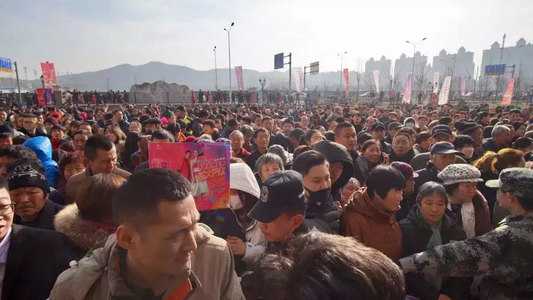 济南首创奥莱开业时间,济南首创奥莱金街能发展起来吗