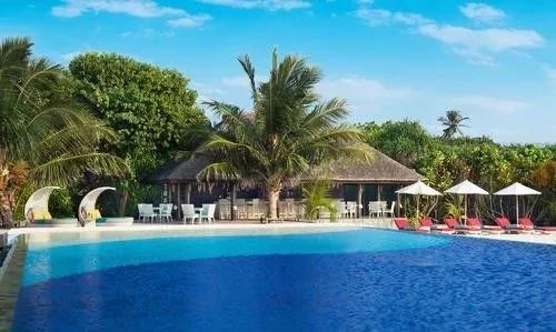 马尔代夫七星选岛全攻略,马尔代夫沙滩别墅出海游泳