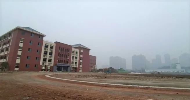 7800亿湖北省加快推进重大项目,2024年武汉市超级工程项目有哪些