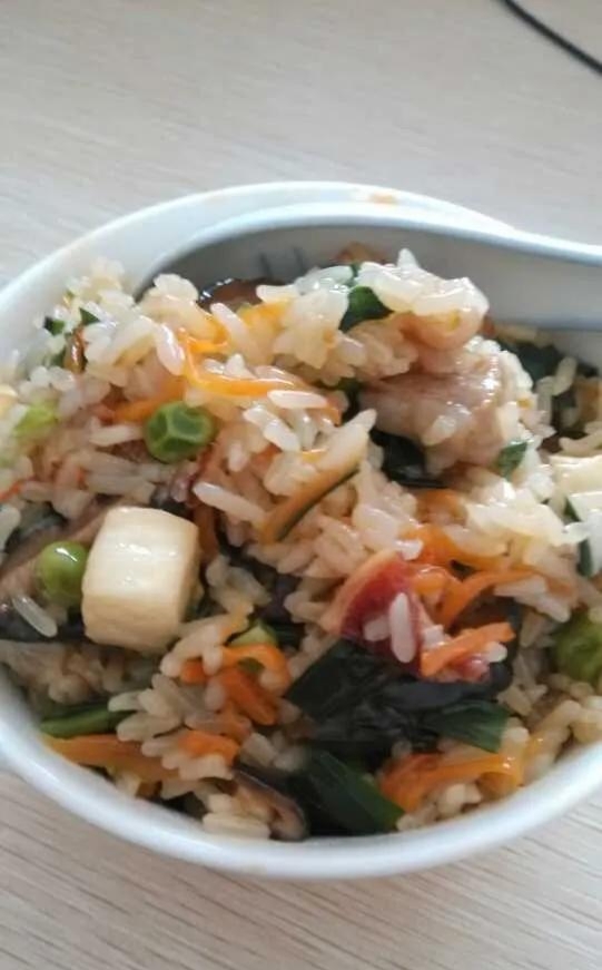 为什么上海人把菜饭叫做咸酸饭,咸酸饭是菜饭吗