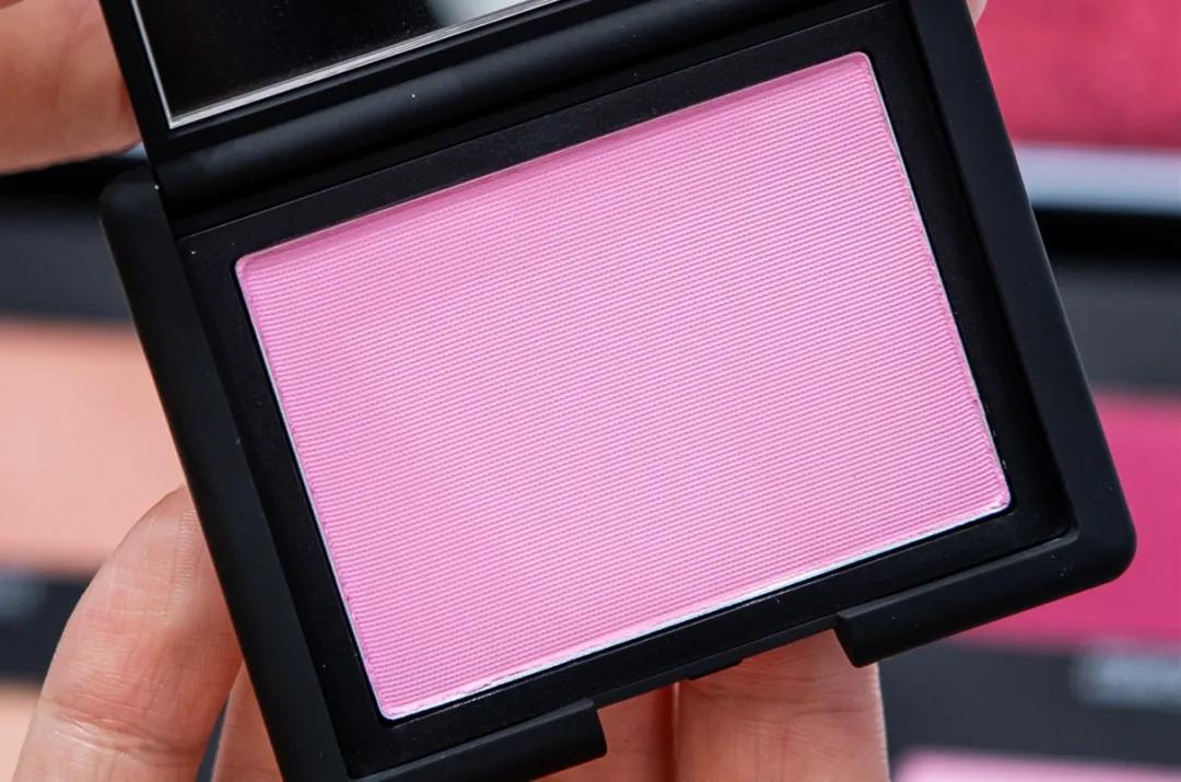 刷爆全网的美妆店空降天津了，到处都是人，大批现场照片被曝光