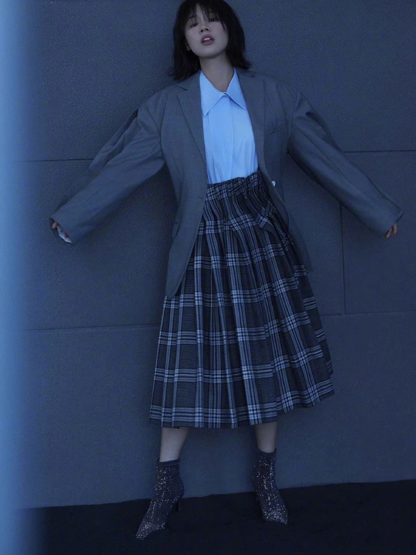 挑百褶裙,冬长百褶裙搭配什么羽绒服好看