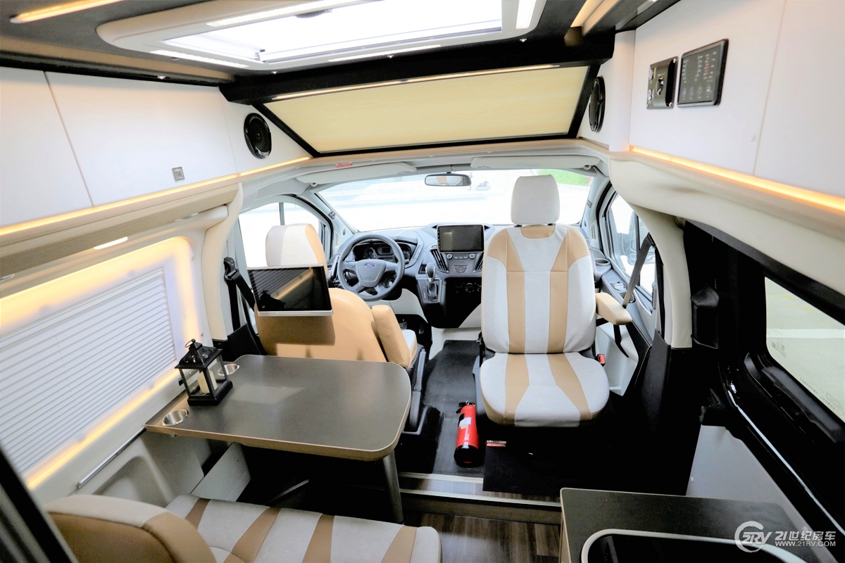 19江铃福特全顺多少钱,19.98万新全顺房车价格