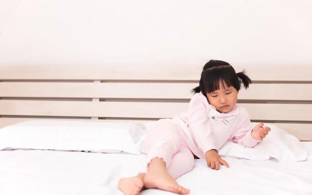 孩子懒惰大都是父母造成的,家长如何改变孩子懒惰和拖拉