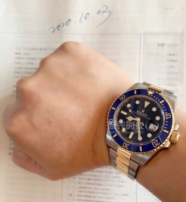 网友晒上千万的手表,网友晒1300手表