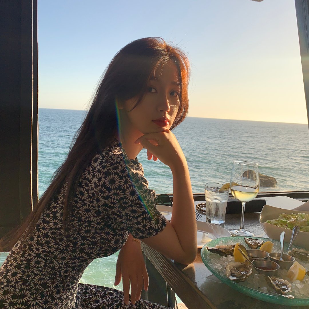 blackpink同款韩国小众品牌衣服,black欧阳娜娜