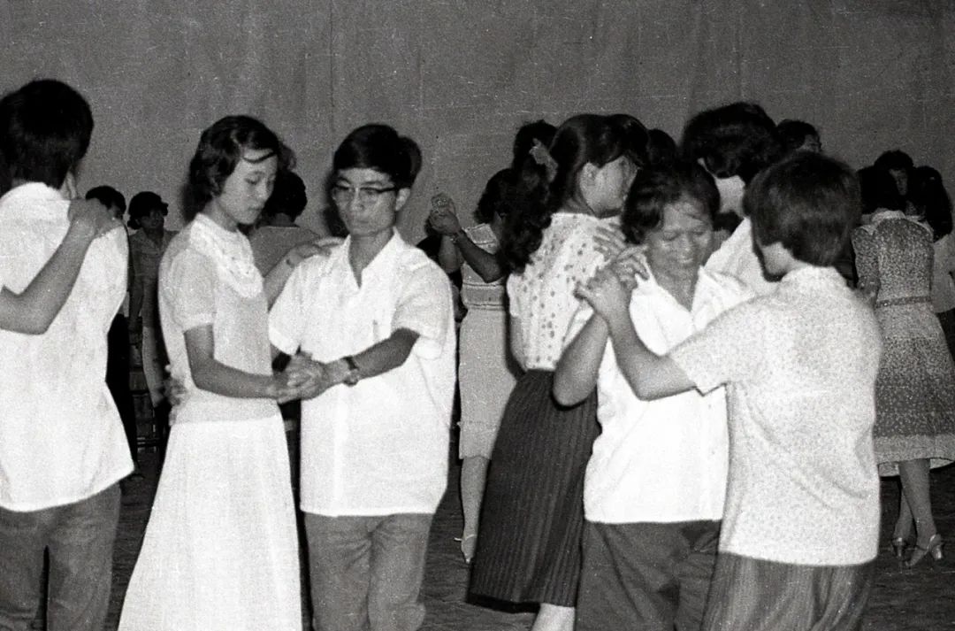 嘀嗒嘀嗒嘀原唱,嘀嗒嘀嗒完整版简谱