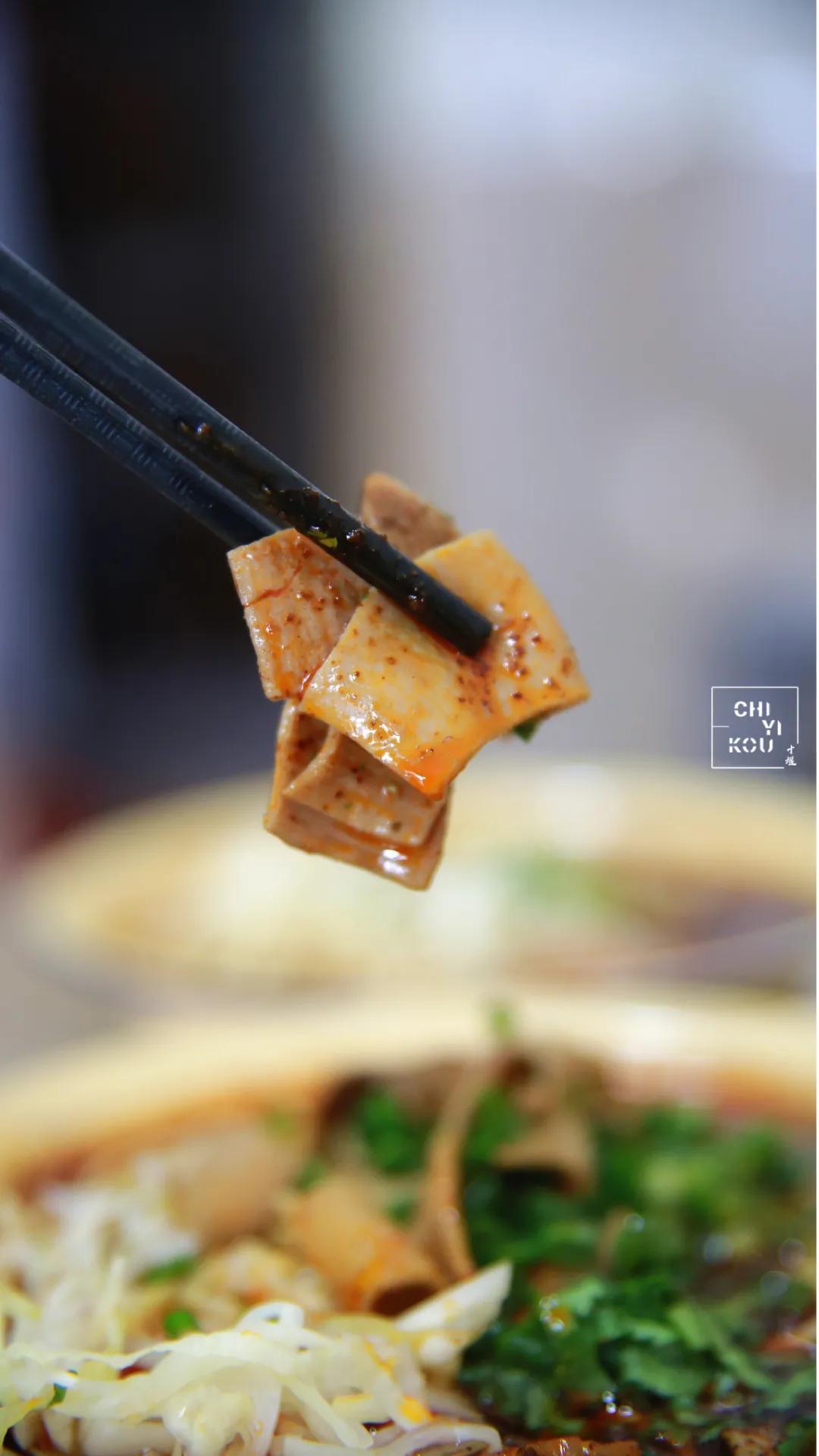 襄阳牛肉面从哪里传来的,一碗襄阳牛肉面唤醒襄阳一座城