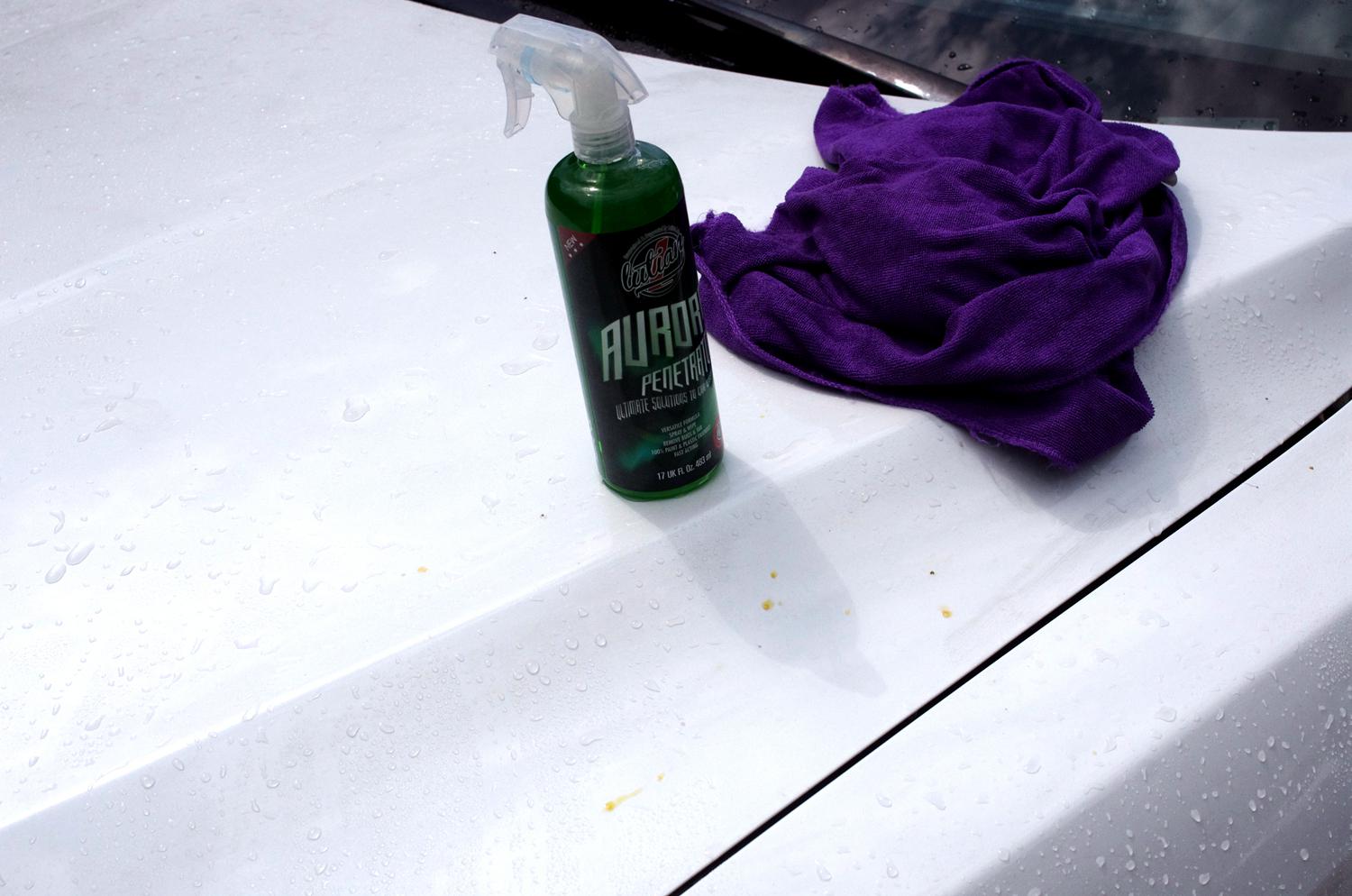 汽车布座椅有污渍怎么清洗,白色汽车上有黑色污渍怎么清洗