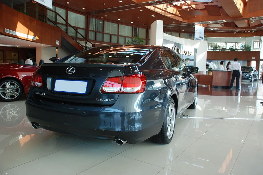 锐志3.0和2.5零百加速,丰田锐志13款2.5零百加速