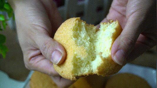 普通面粉做鸡蛋糕家常做法,蛋糕的商业版老式鸡蛋糕100种做法