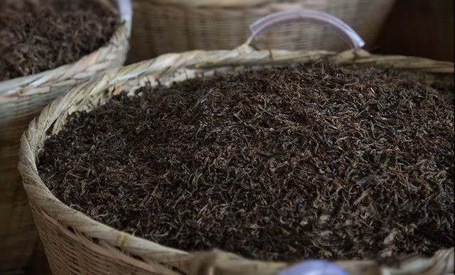 普洱茶紧压技术有哪些特点,普洱茶生茶紧压茶好坏之分