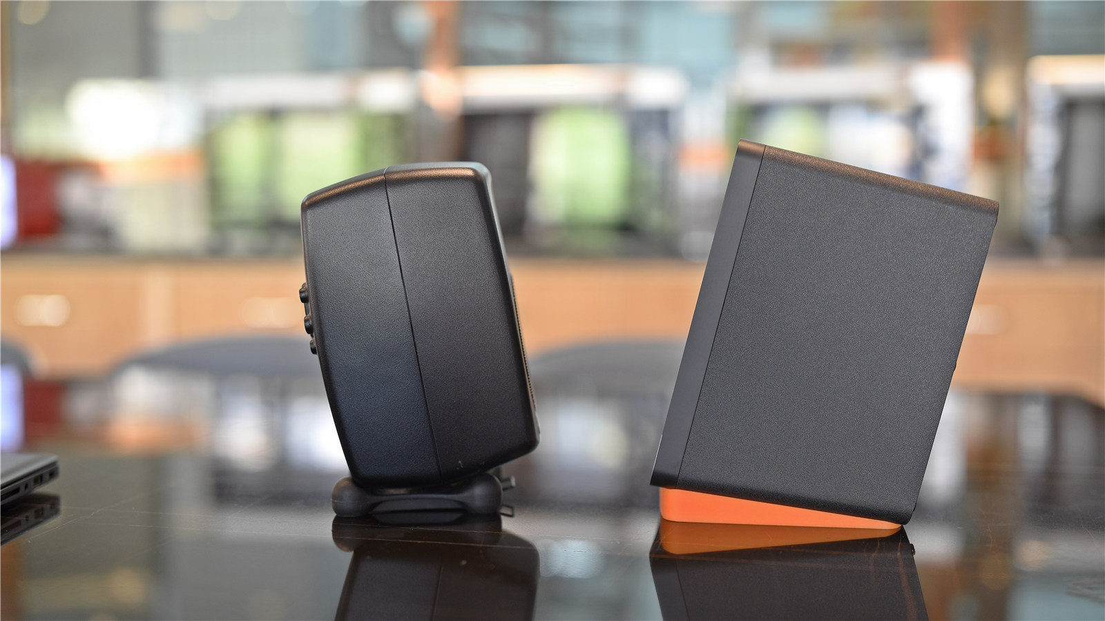 g-one杜比音箱 (真力g3有源音箱测评)