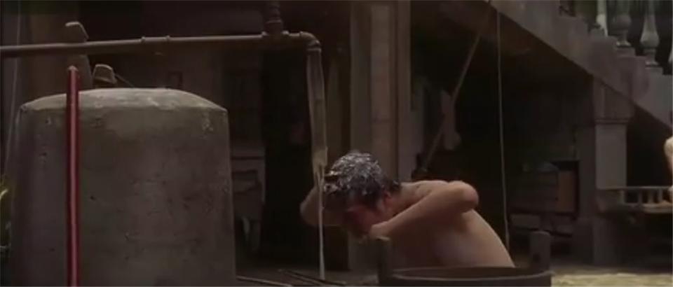 还记得功夫里面的龅牙珍么,还记得功夫里的龅牙珍吗