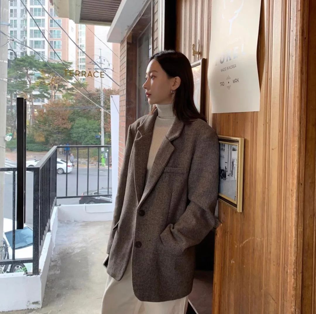 外套+小高领，时髦又保暖