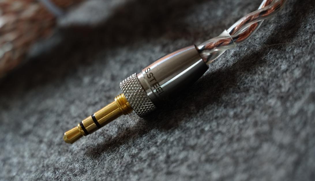 世界顶尖入耳式耳机,入耳式平价监听耳机测评