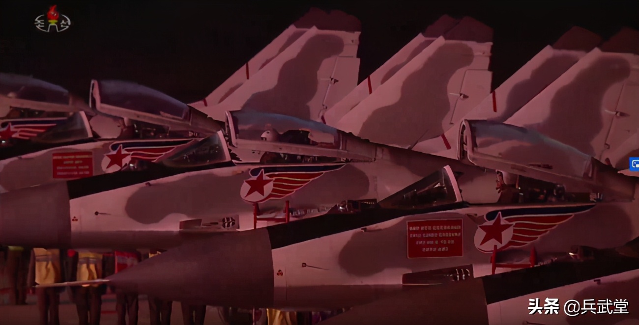 歼10有双发战斗机吗,歼10有海航吗