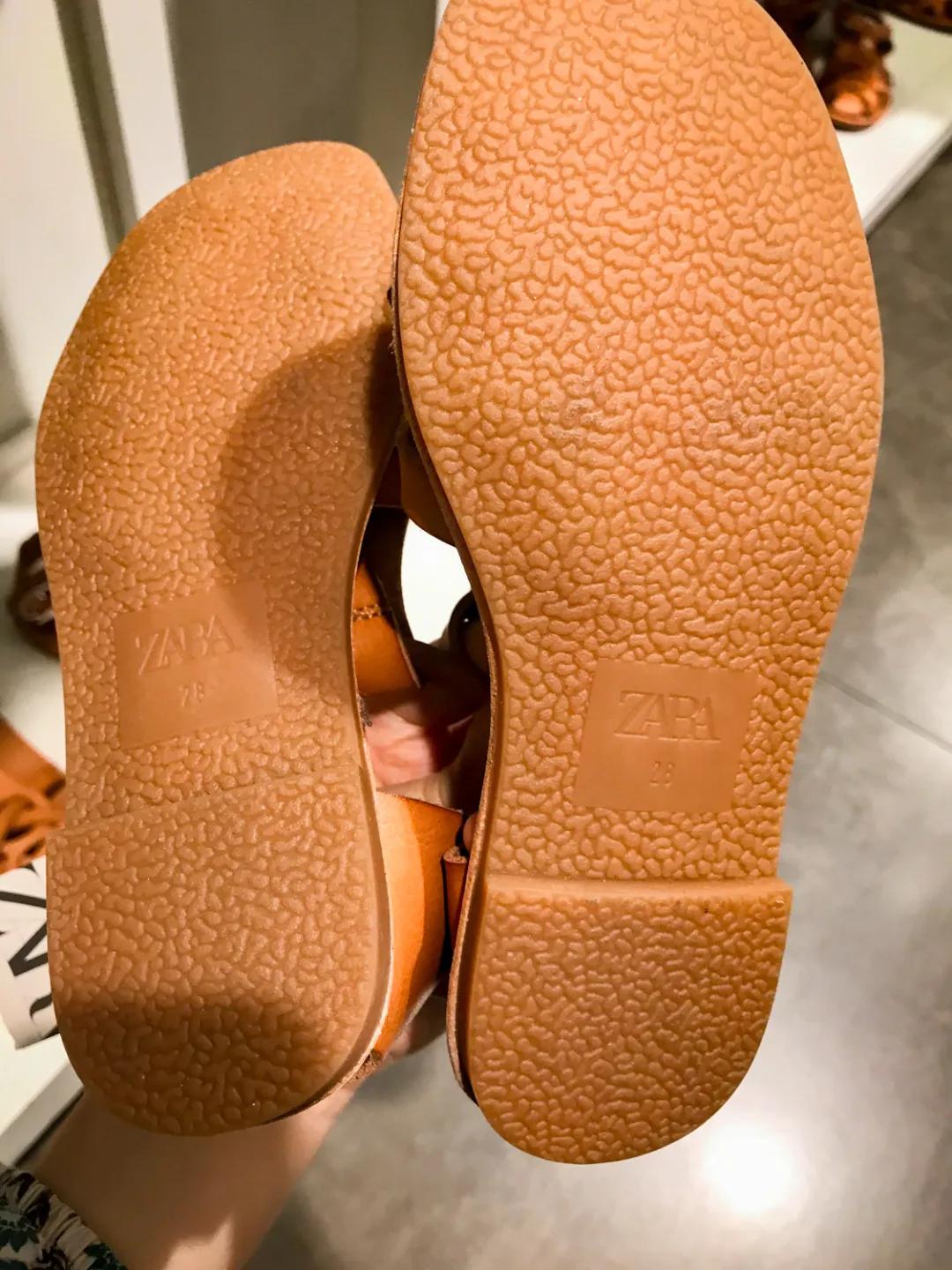 儿童哪一款凉鞋最好,哪个牌子的儿童凉鞋好穿推荐