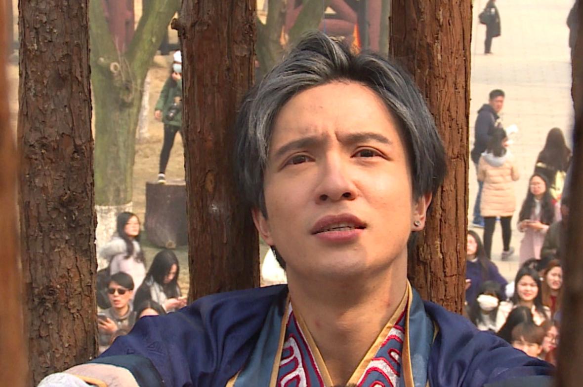 薛之谦疯子唱歌,薛之谦疯子mv