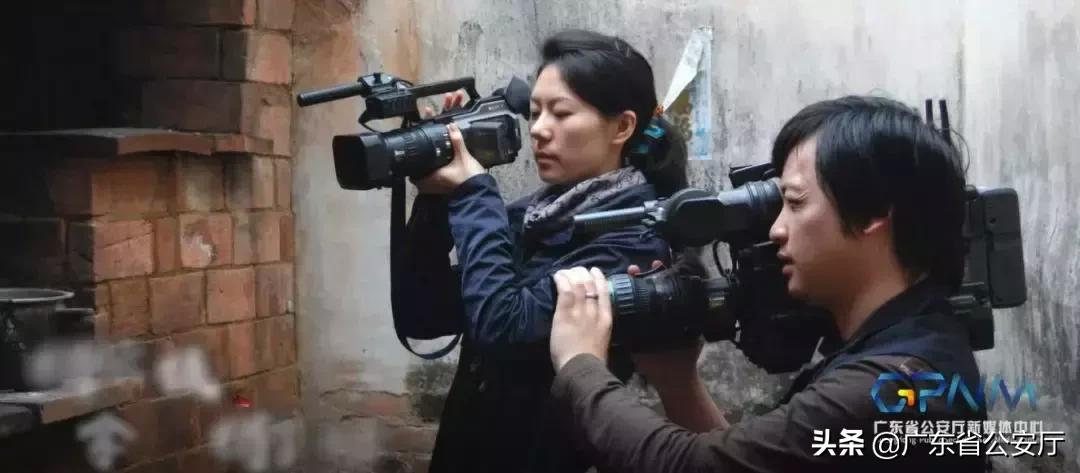 周玮:扛得起摄像机,拿得了话筒的警营宣传兵