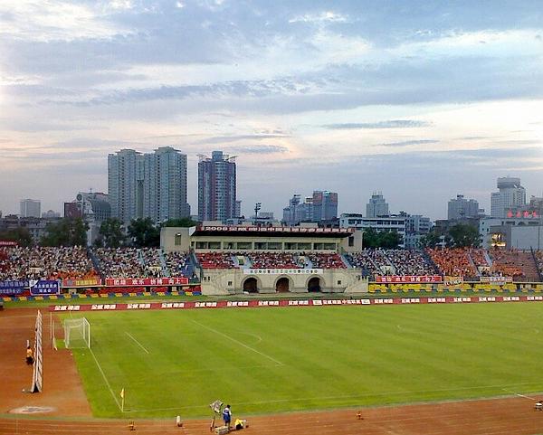 郑智英超夺冠视频,郑智中国足球赛前动态