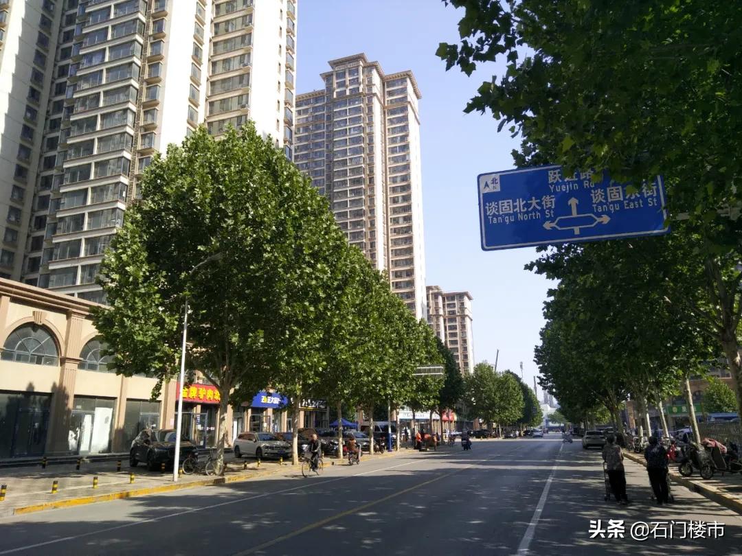 瀹炴帰鍚堣偉琚仐蹇樼殑鑰佹棫灏忓尯,瀹炴帰灏忓尯