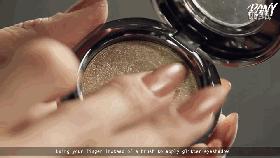 全新“微闪妆”,美得让人离不开眼睛