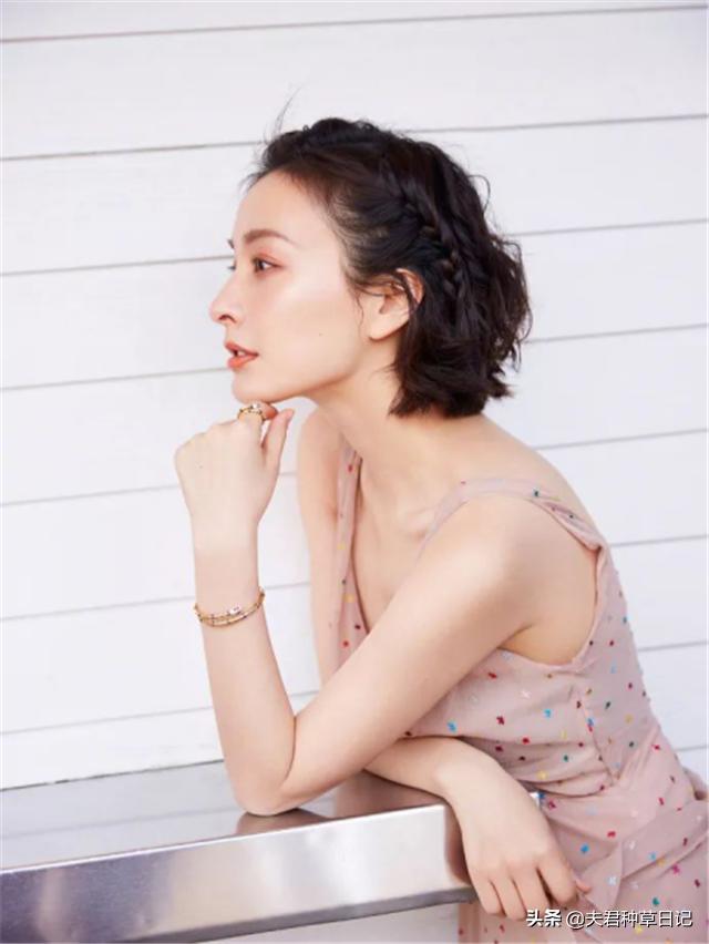 羊毛卷发型还流行吗,今年最流行的法式羊毛卷