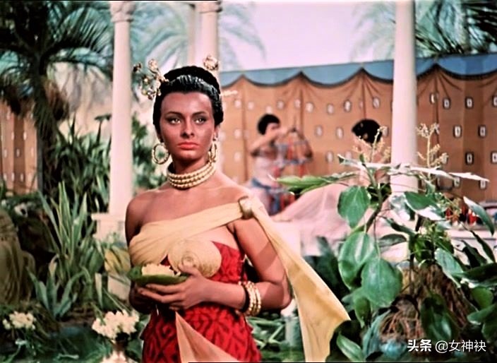 意大利国宝的美貌,意大利国宝女星