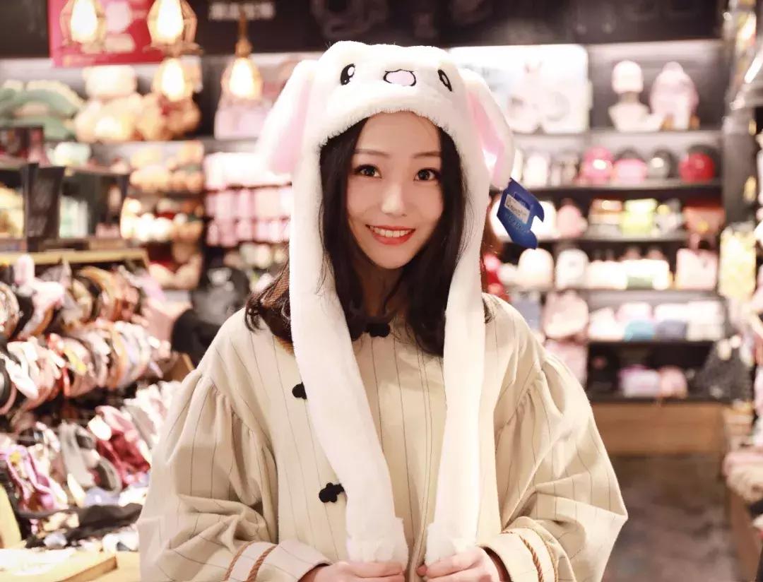 王炸驼色大衣搭配,长款貂皮外套搭配2019