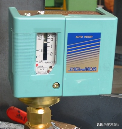 真空热水锅炉采暖系统原理图,真空燃气热水锅炉原理动画