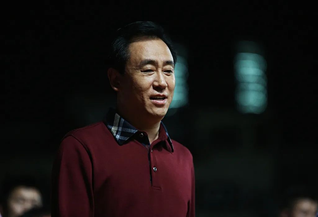 许家印首富的寒冬,许家印极寒之下试锋芒