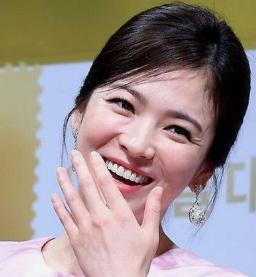 眼睛有鱼尾纹怎么预防,如何预防抬头纹鱼尾纹