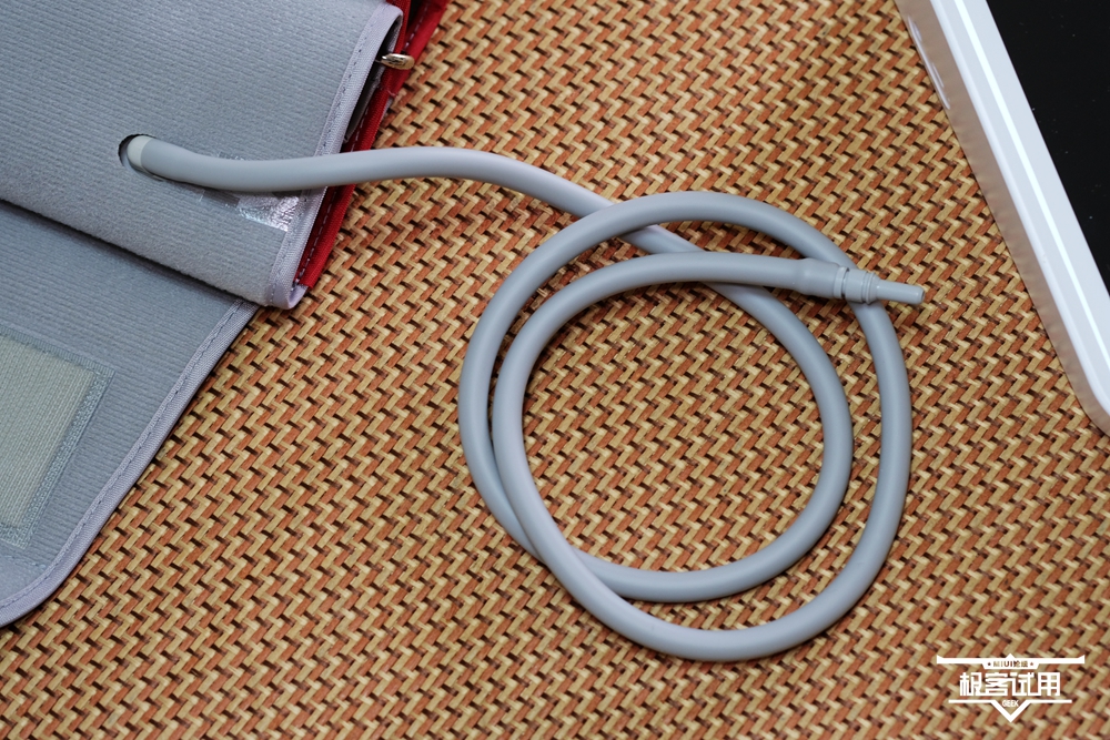 九安智能血压表,九安电子血压计kd5031如何测血压