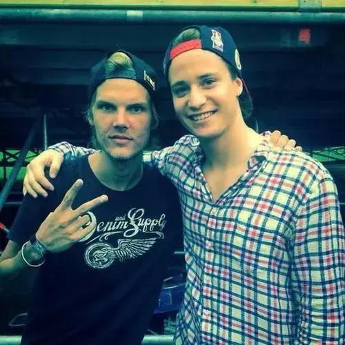 奥运会、欧洲杯现场的DJ身影