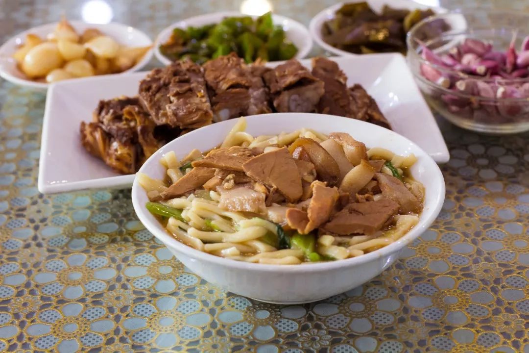 兰州不清真的牛肉面有哪些,甘肃兰州牛肉面