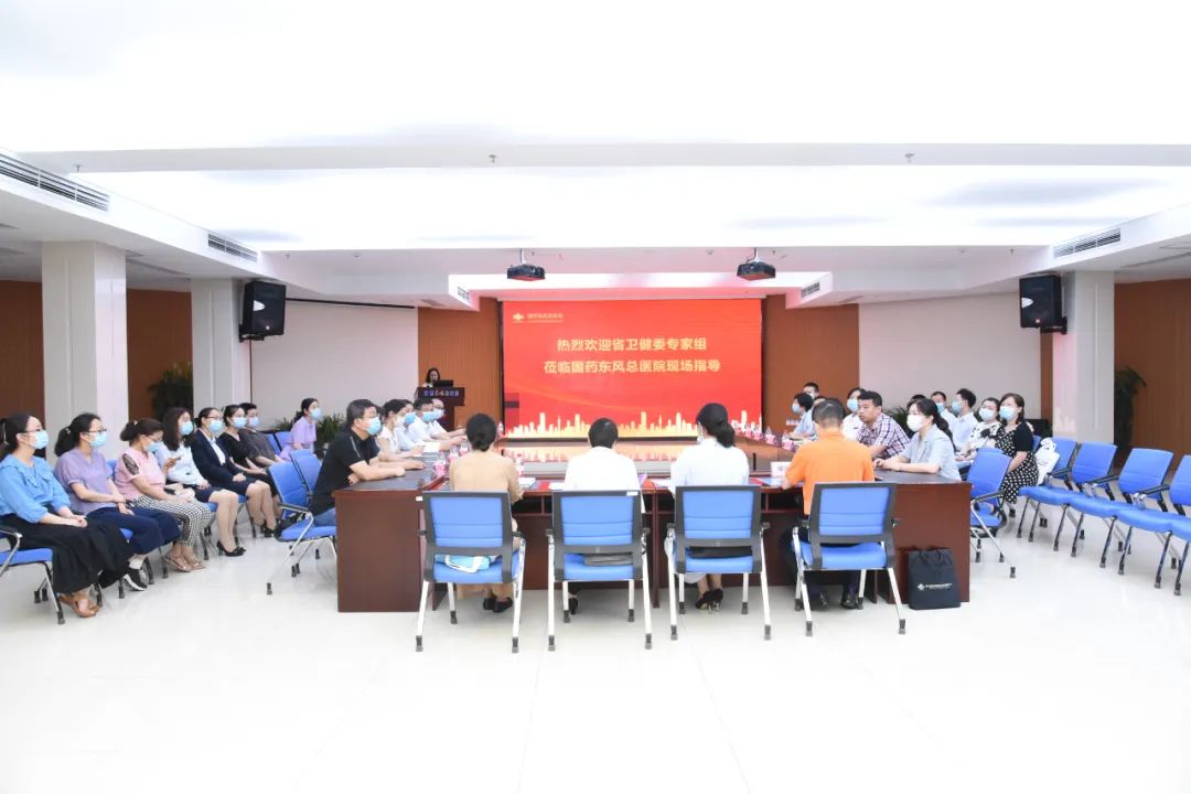 官宣我们结婚啦的文案图片,官宣我们领证的图案