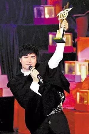 渣男何书桓的电视剧集数 (老版何书桓渣男片段)