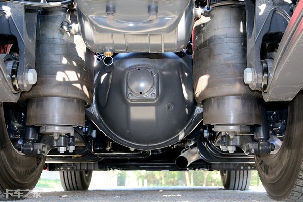 公路之王斯堪尼亚s500,斯堪尼亚s500跑高速视频