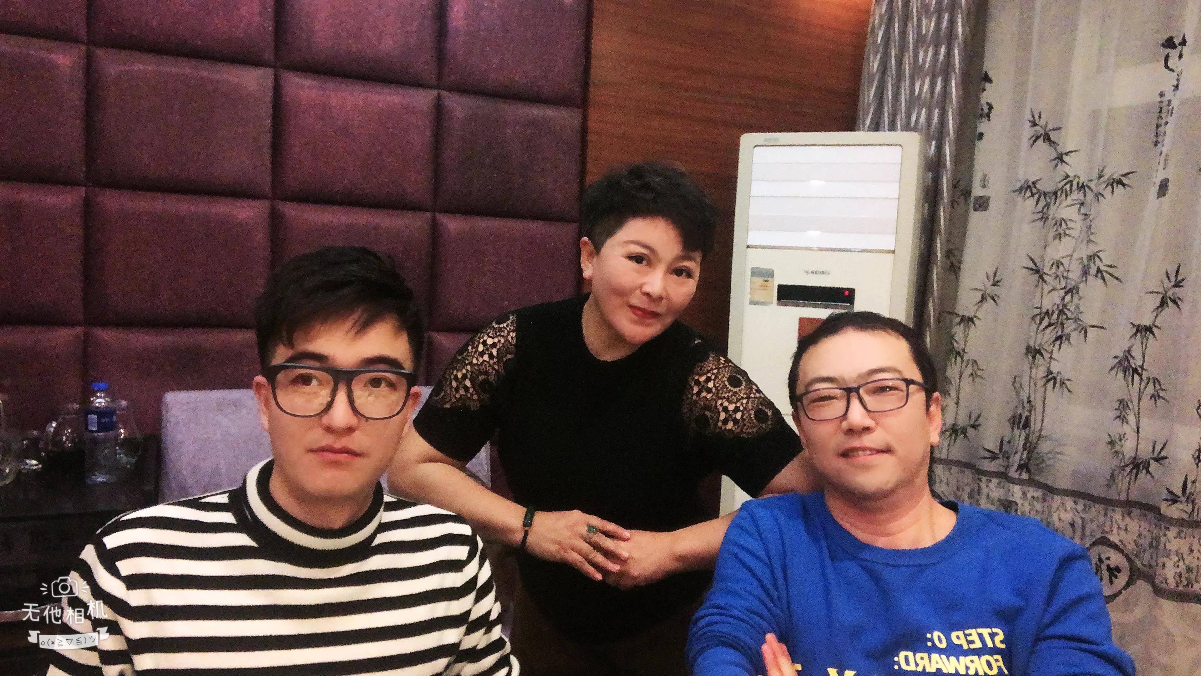 在银川的迎宾楼除了撩妹甩哥，还有100+般的饭醉场面出镜……