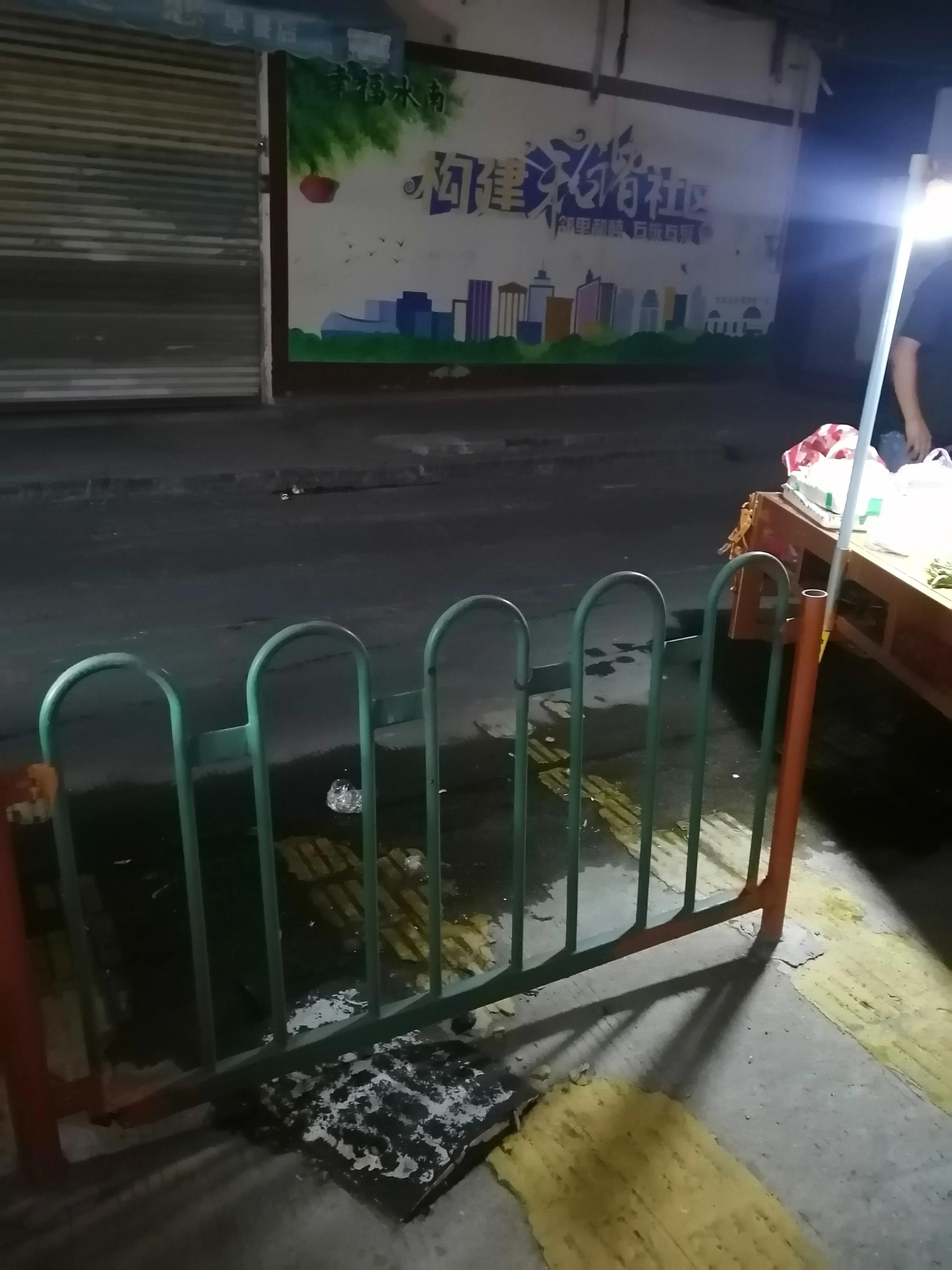 摆摊卖早餐天天被催出摊,摆摊被隔壁另一个摊主赶怎么办