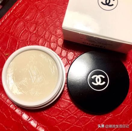 推荐几款便宜好用的润唇膏,十款好用的润唇膏推荐