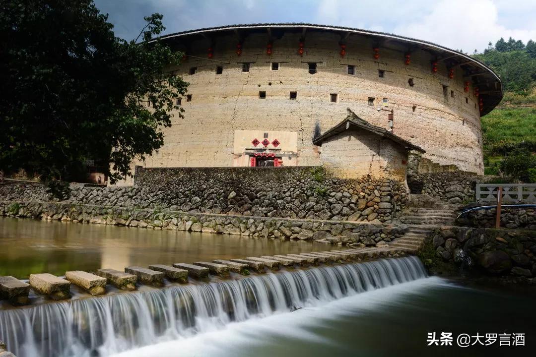 漳州和厦门哪个城市好,漳州和厦门哪个更美