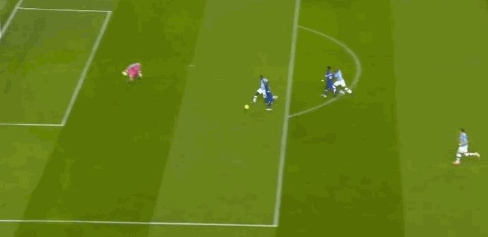 地表最强之人坎特：28岁还能继续进化，攻守兼备的蓝军铁闸