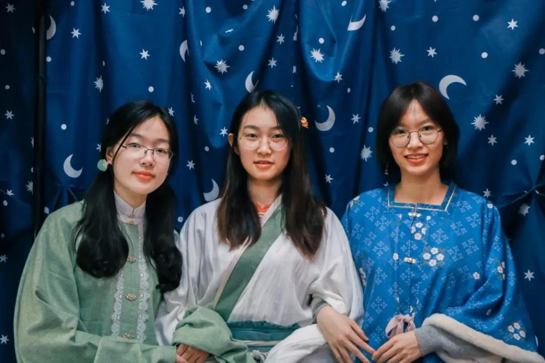 HOLD不住了，关于大学寝室的那些小秘密