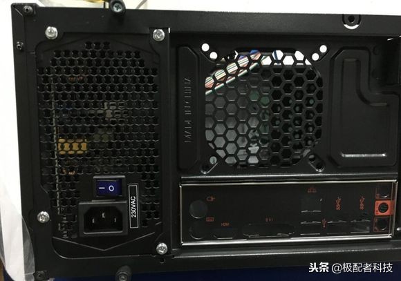 超简单的小白装机教程,小白看了都会超详细装机教程